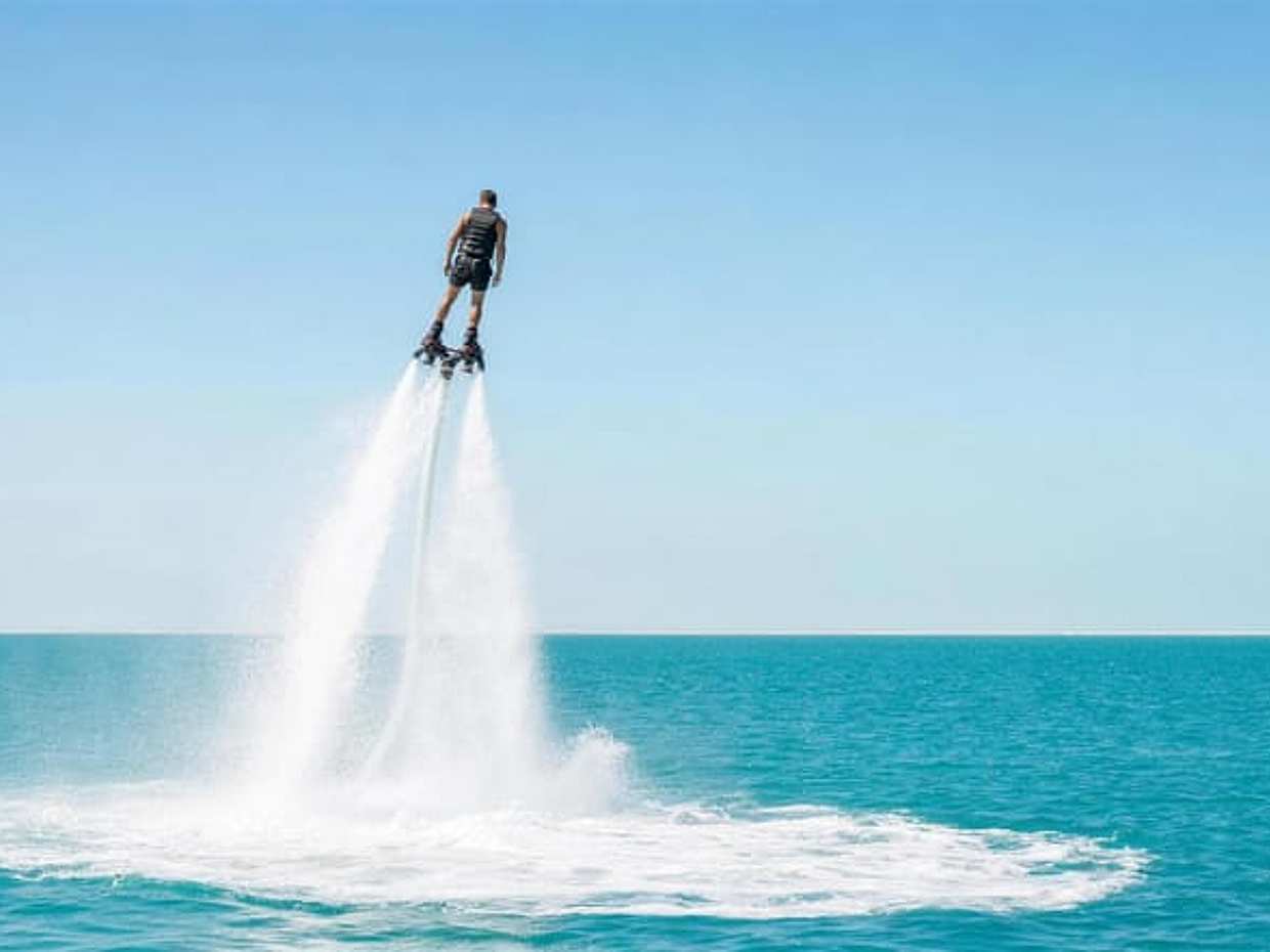 Flyboarden in Dubai - 30 Minuten in de Verenigde Arabische Emiraten
