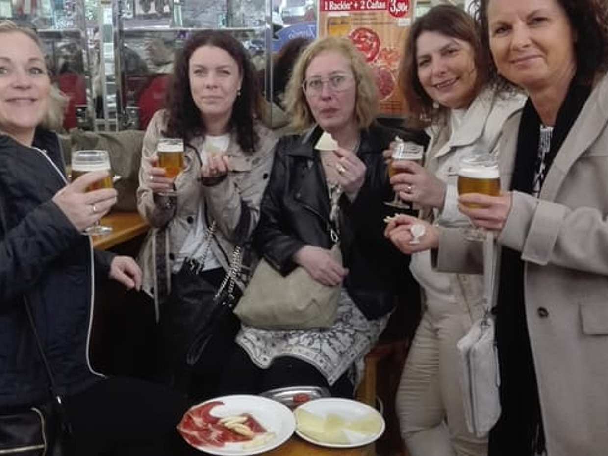 Madrid Local Tapas & History Tour with Dinner in Spain, photo 4