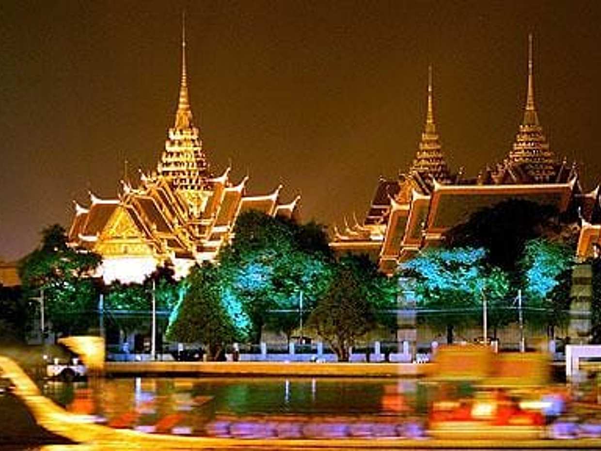 Bangkok: Join walking Tour Grand Palace, Wat Pho, Wat Arun, Flower Market, photo 5