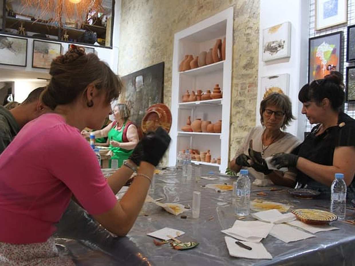 "Traditionele Zellige Mozaïek Workshop in Marokko, طنجة"