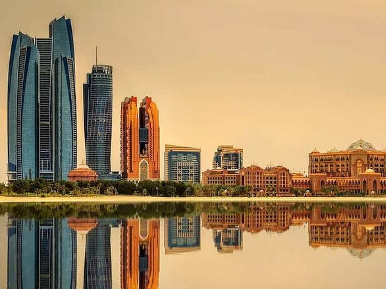 Private Abu Dhabi Tour of Grand mosque,Louvre museum,Etihad Tower & Qasr Alwatan, photo 5