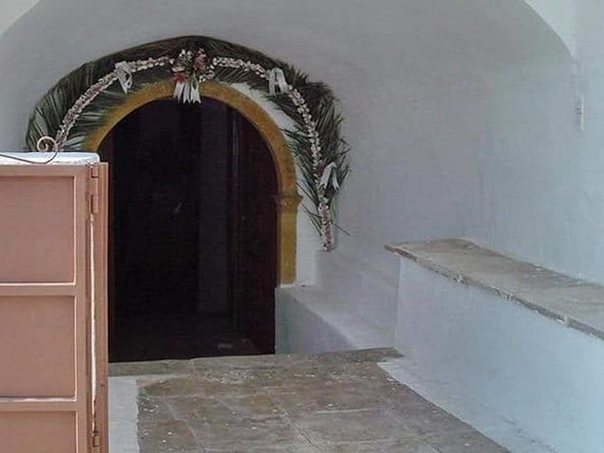 Walk Thru Ancient City of Milos  in Greece, Laurium, photo 4