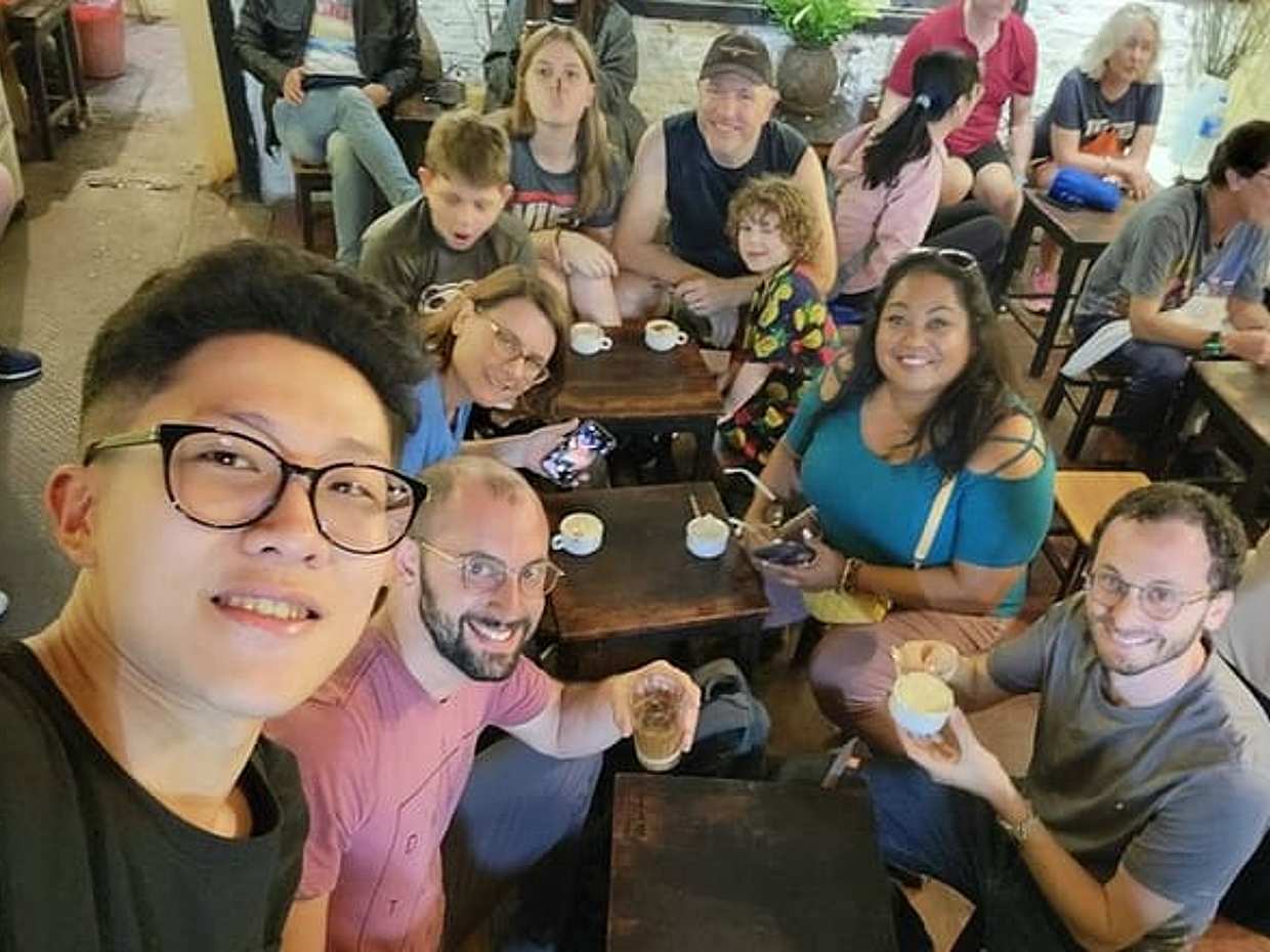 Small Group: Hanoi Old Quarter Street Food Walking Tour