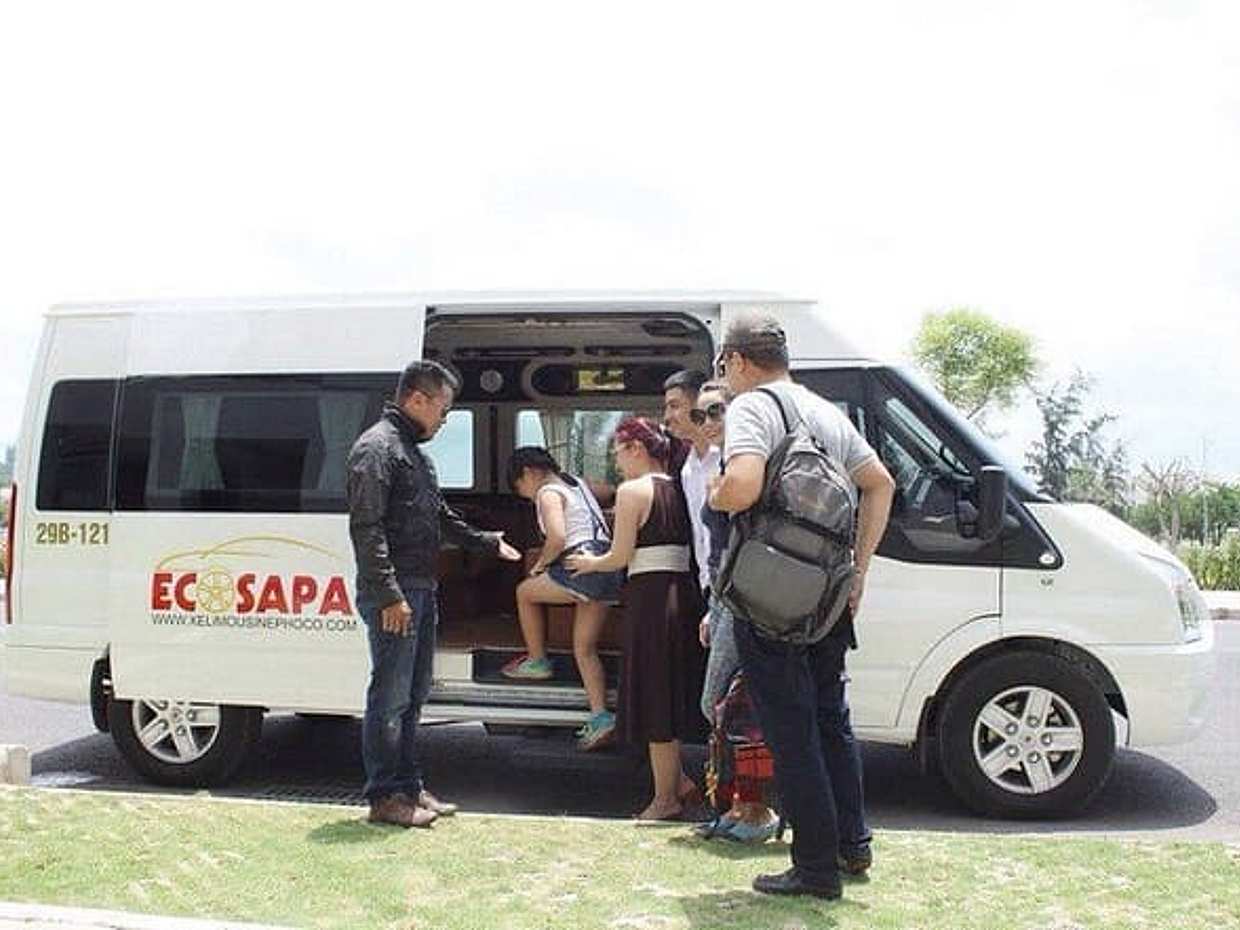 Hanoi To Sapa or Return Luxury Limousine Bus Transfer 6 Hours, photo 3