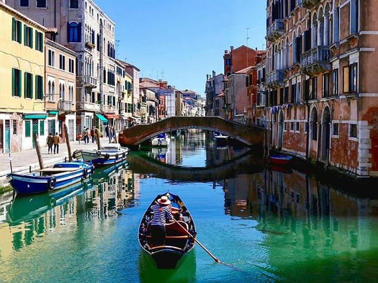 Walking Tour of Venice with Mini Cruise, photo 2