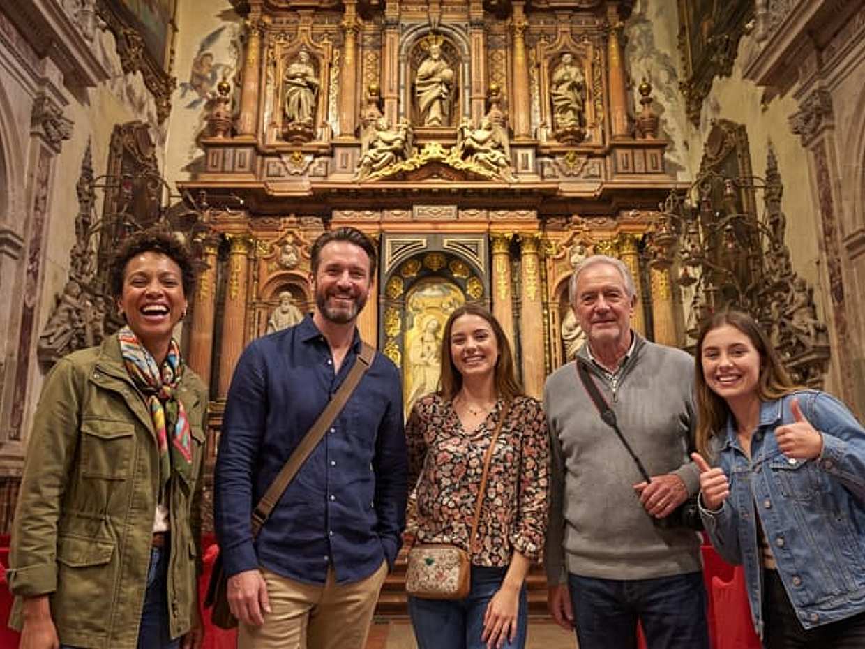 Skip-the-line Seville Cathedral, Giralda & Old Town Tour - English