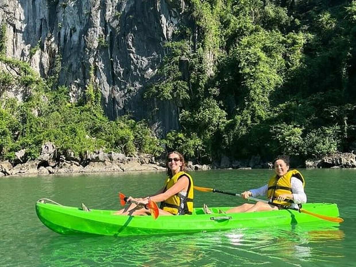 From Hanoi: Luxury Leona 5-Star Day Cruise Explore Halong Bay, photo 2