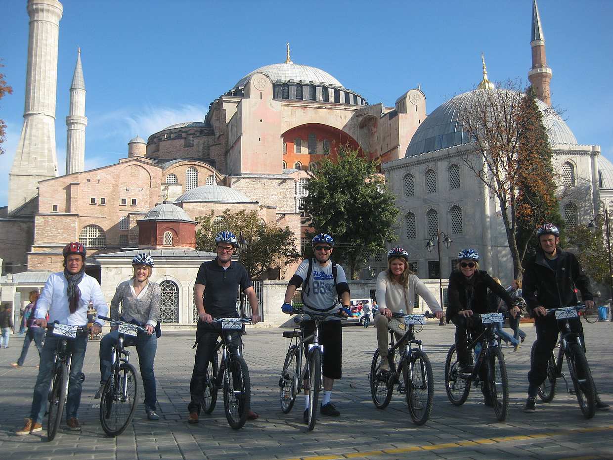 Tour en bicicleta por el casco antiguo de Estambul en Turquía
, photo 5