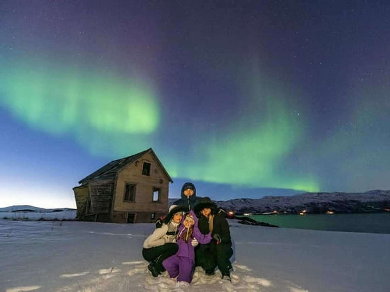 Private Northern Lights Tour  15 pax. in Tromsø, photo 3