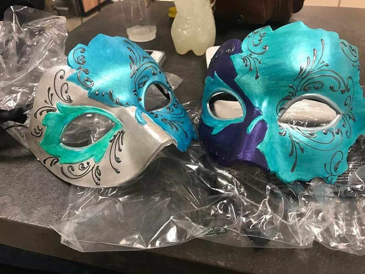 Creative Mask Decoration Workshop with local Mask Maker, photo 5