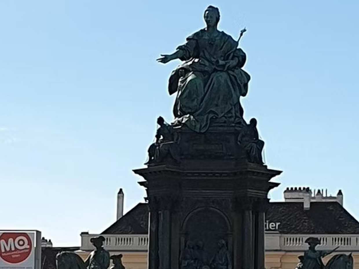 2.5-hour Best of Vienna Walking Tour in Austria, photo 5