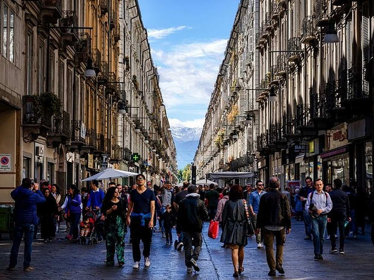 Passeio a Pé pelo Centro de Turim e pelo Mercado Porta Palazzo na Itália

