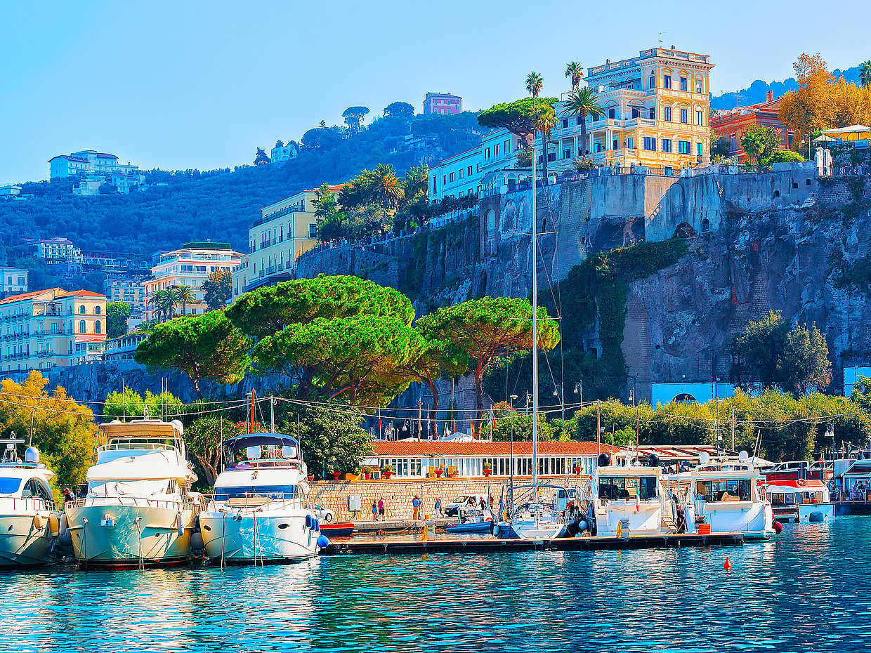 Boat Tour from Sorrento to Amalfi and Positano in Italy