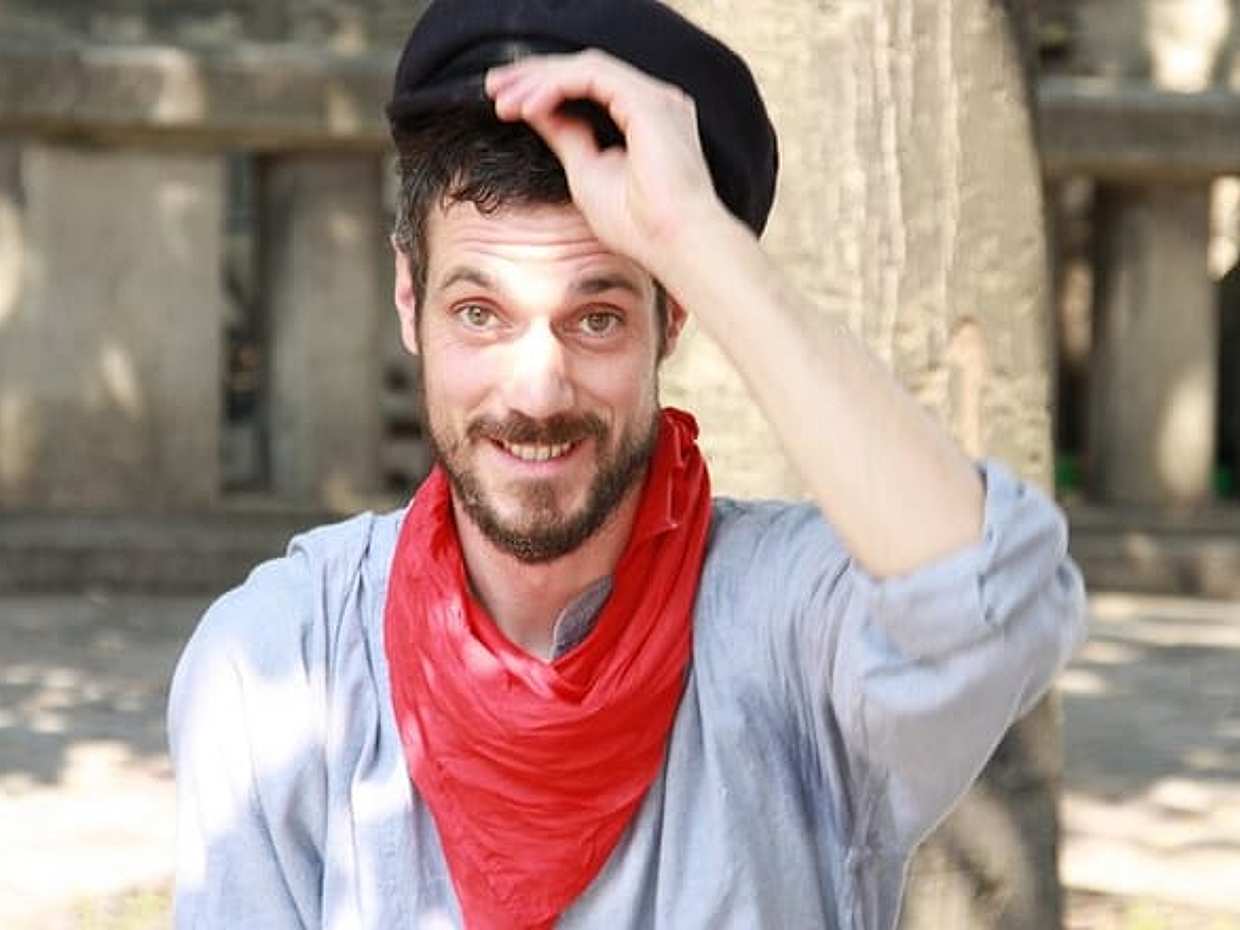 Paris - Montmartre : Visite guidée théatralisée en langue française