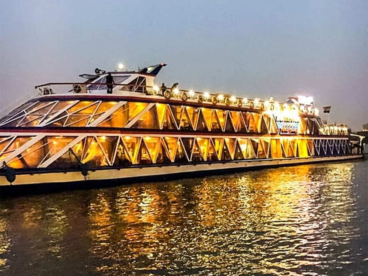 TH Exclusives: Cairo Walk, Cruise & Dinner tour