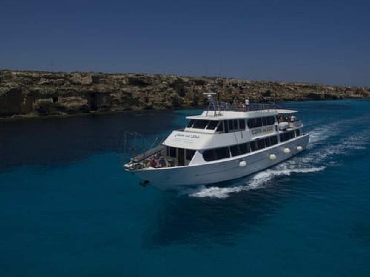 Egadi Shuttle Tour: discovering the beauties of Favignana and Levanzo