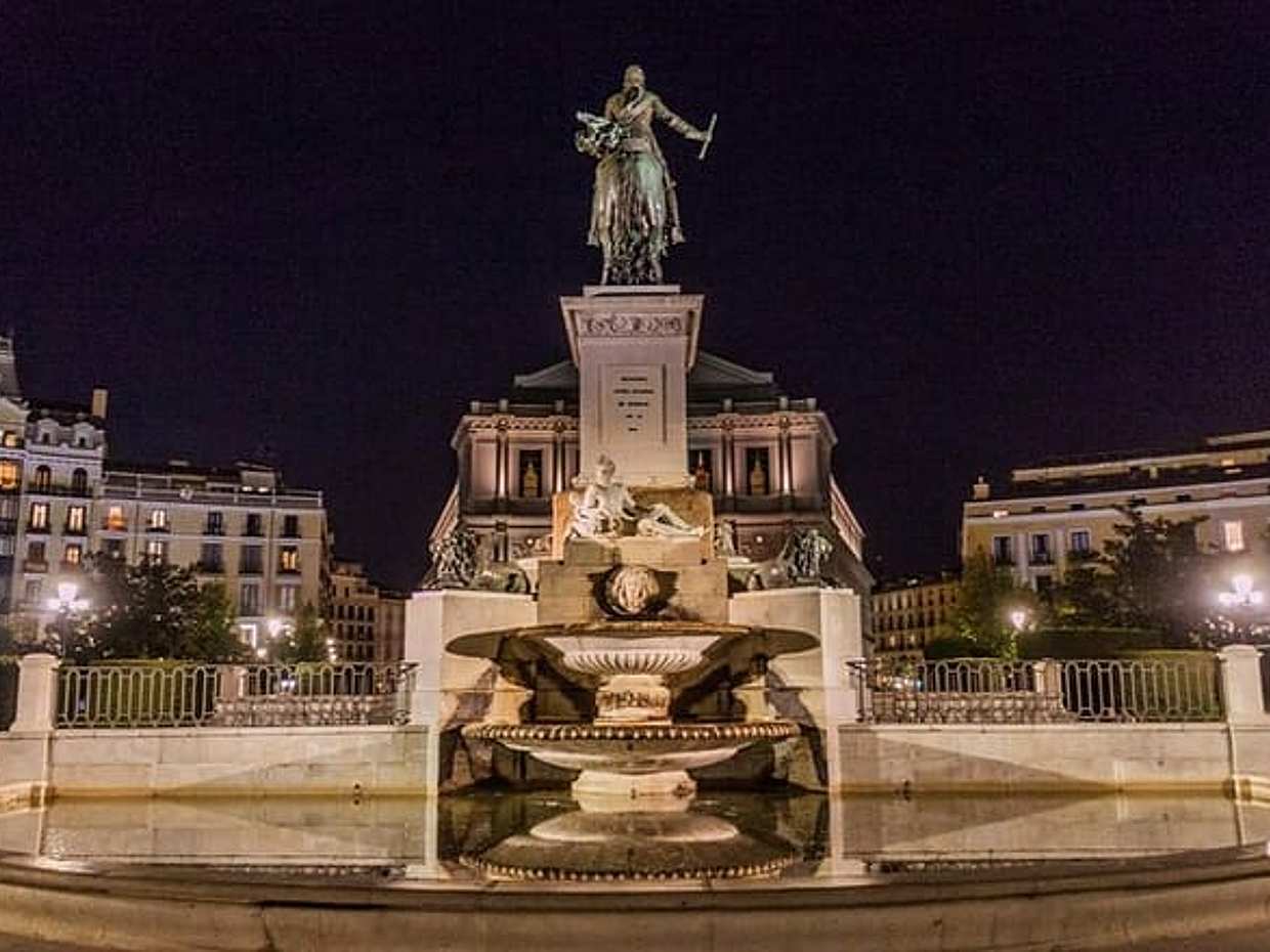 Madrid Ghost Quest: The Lost Soul of Velázquez in Spain, photo 2
