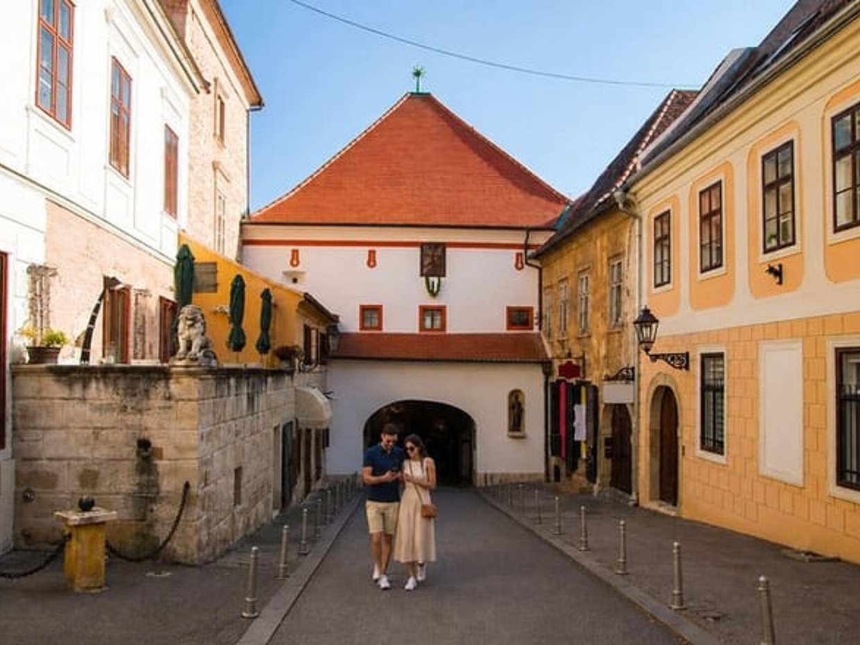 Zagreb Scavenger Hunt & Highlights Self-Guided Walking Tour, photo 4