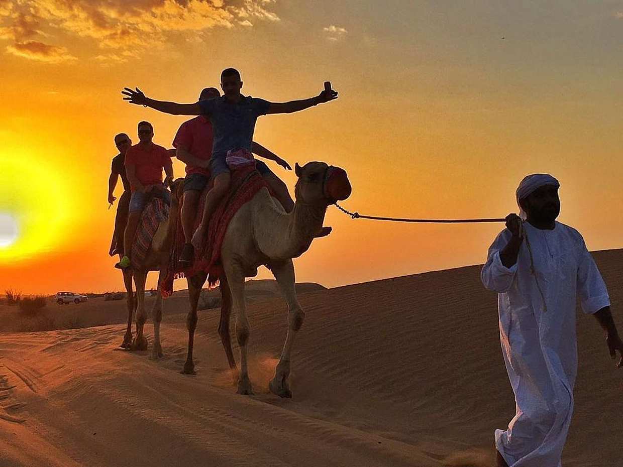 Dubai Dune Bashing Evening Safari with BBQ Dinner in United Arab Emirates, photo 2
