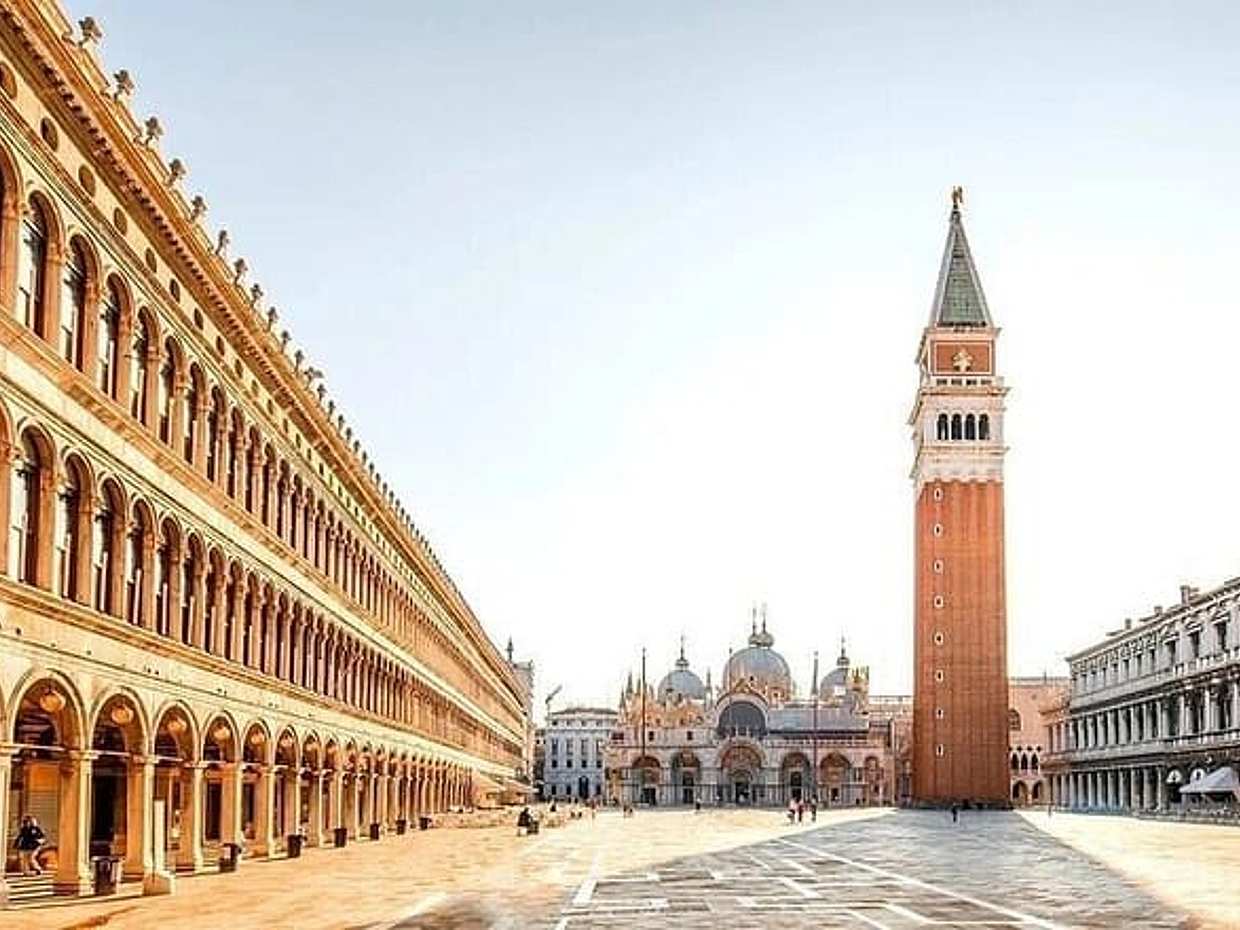 Venice Full-Day Tour from Milan with Boat Cruise Across the Canal, photo 5
