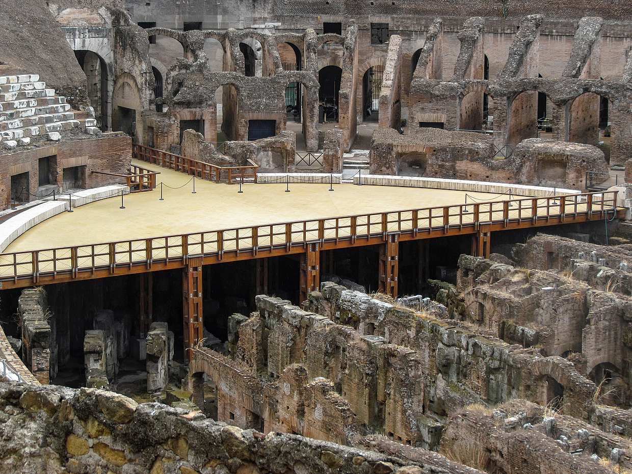 Colosseum Tour in Italy, photo 4
