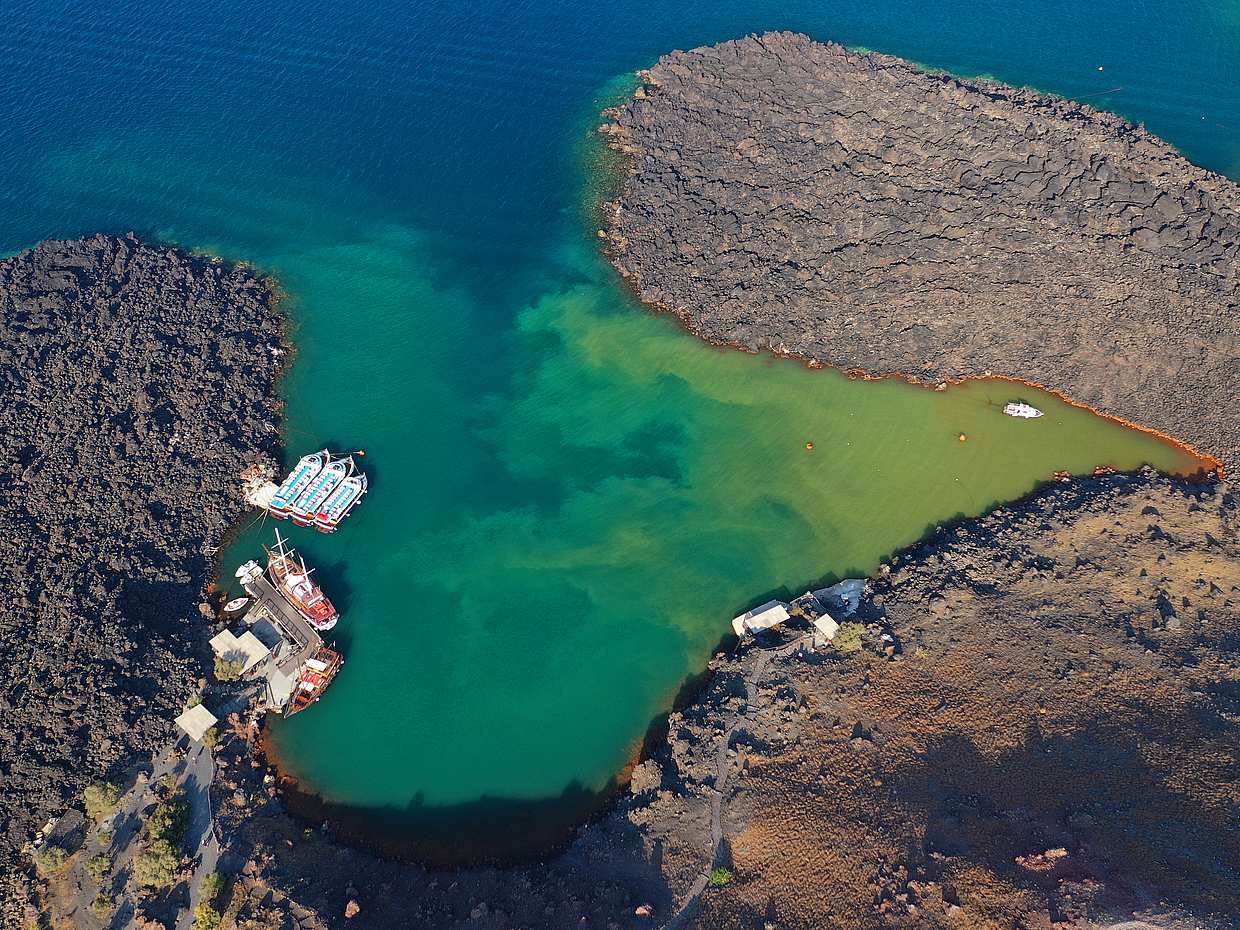 Santorini Volcano Tour in Greece, photo 4