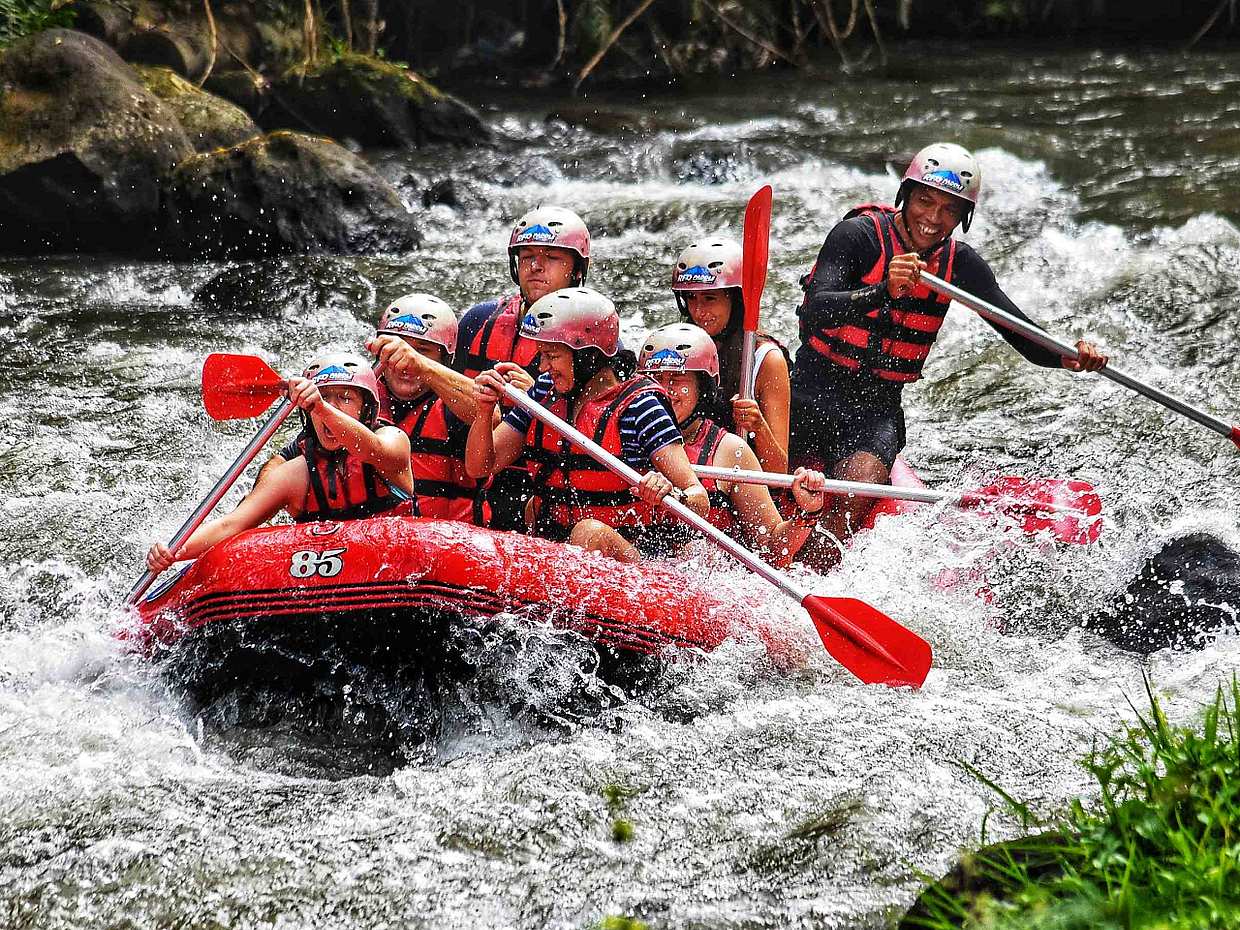 Bali: Descenso en rápidos en el río Ayung en Ubud, Indonesia, Descenso en rápidos en el río Ayung en Bali
, photo 2