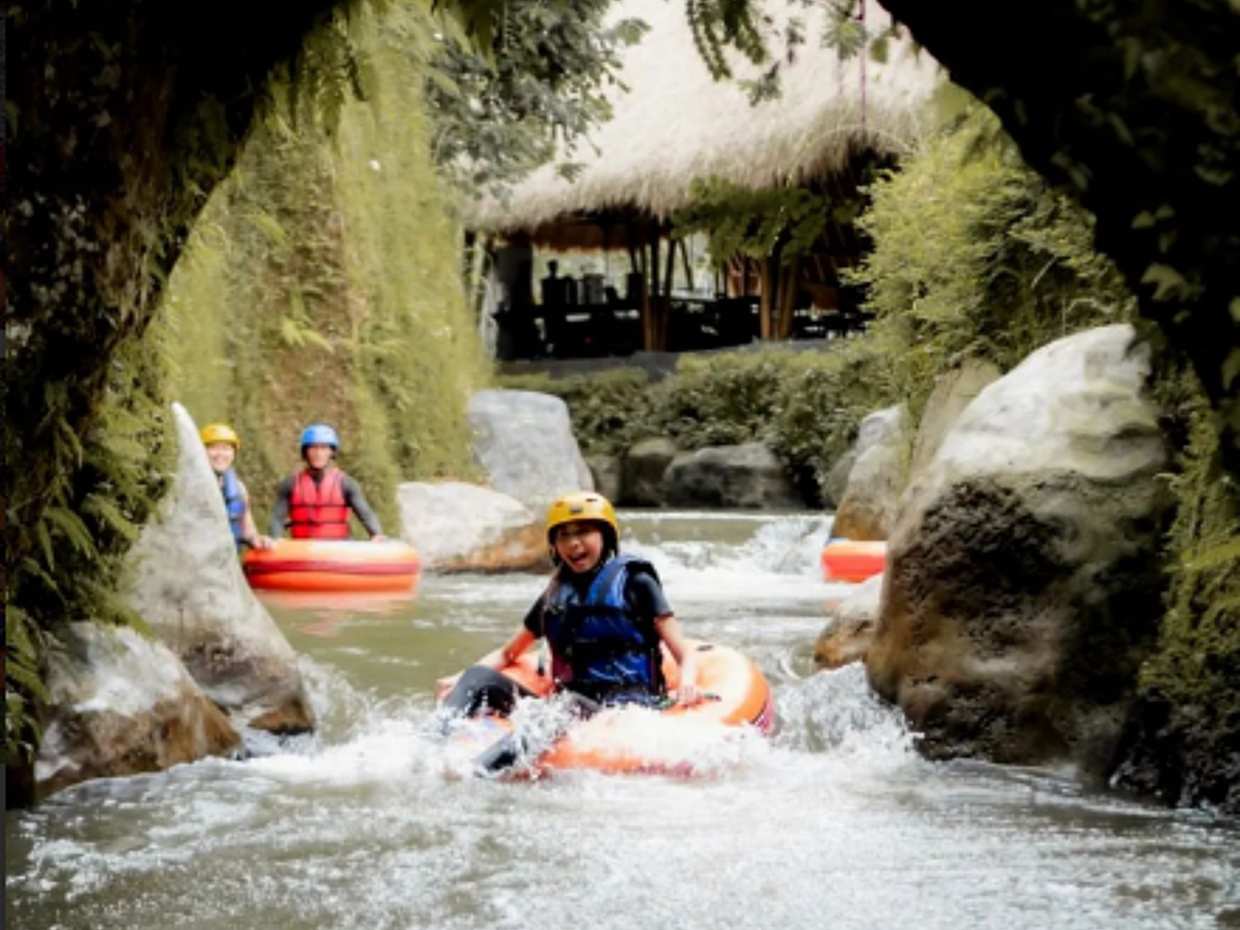 Ubud Cave Tubing Adventure Experience dalam bahasa Indonesia, Bali