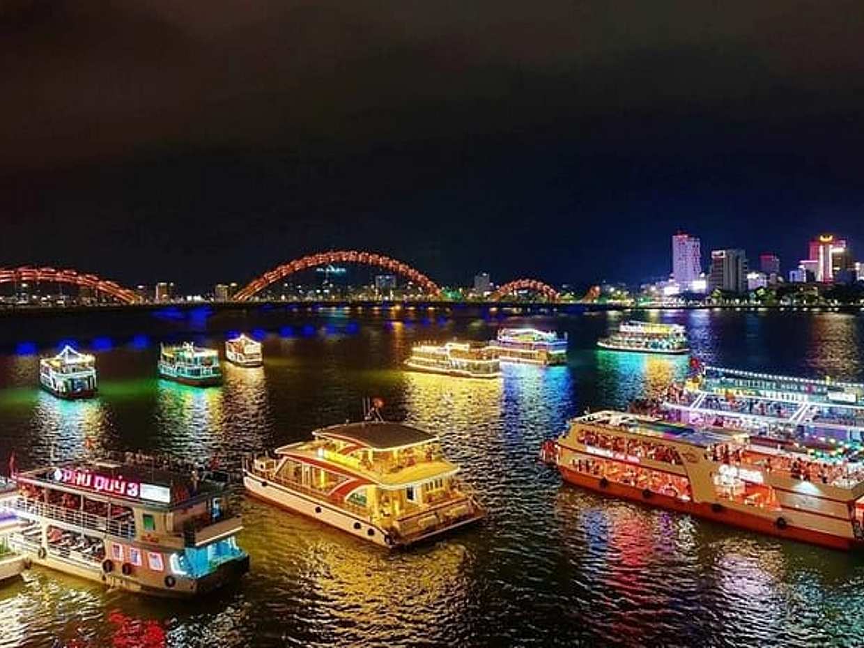 Marble Mountains, Lady Buddha, and Da Nang By Night Private Tour in Vietnam, photo 5
