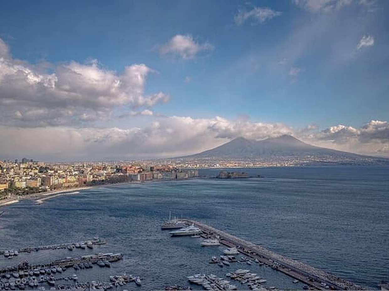Άμεση και ιδιωτική μεταφορά από το Μπάρι στη Νάπολη στην Ιταλία, photo 3