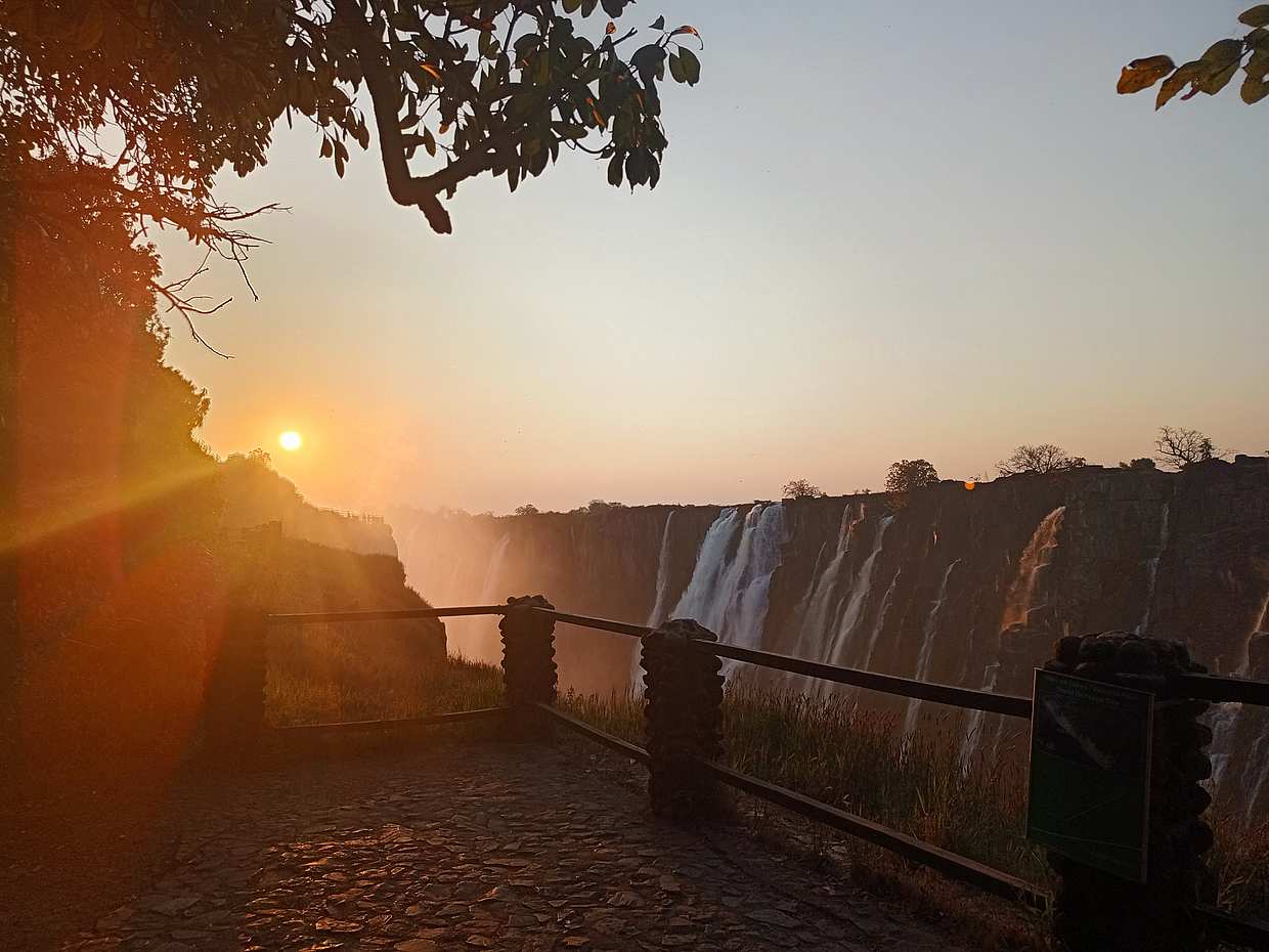 Mosi Oa Tunya Guided Tour of Victoria Falls from Zambia, Livingstone, photo 2