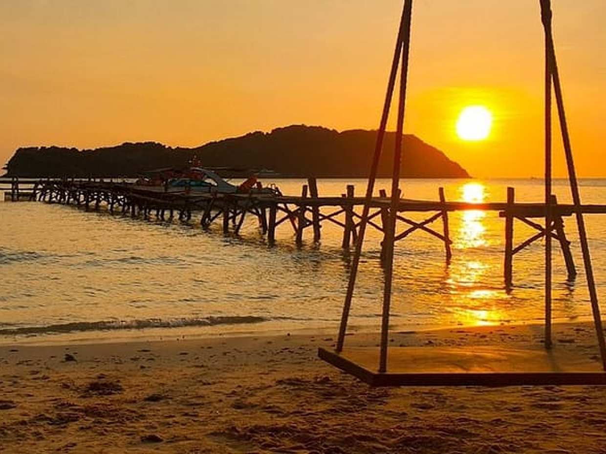 Phu Quoc Islands Snorkeling and Sunset BBQ Dinner Tour in Vietnam, photo 5
