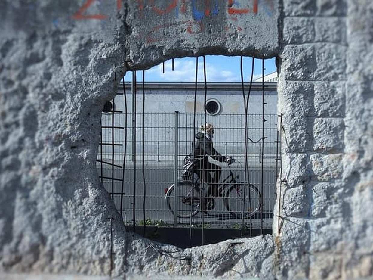 PRIVATE BEHIND THE BERLIN WALL and COLD WAR BERLIN TOUR, photo 3