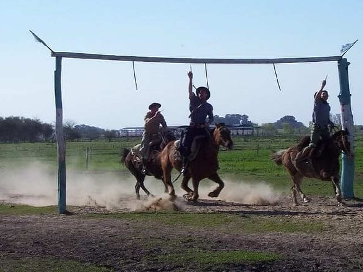 Fiesta Gaucha at the Ranch - Day Ranch Gaucho Barbeque in Argentina, Buenos Aires, photo 4
