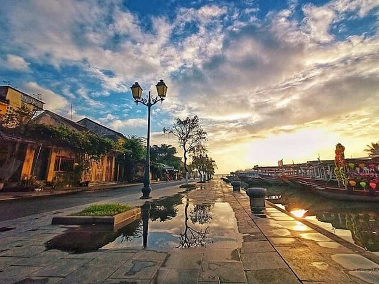 Explore Hoi An city or Da nang city with local guide in Vietnam, photo 5