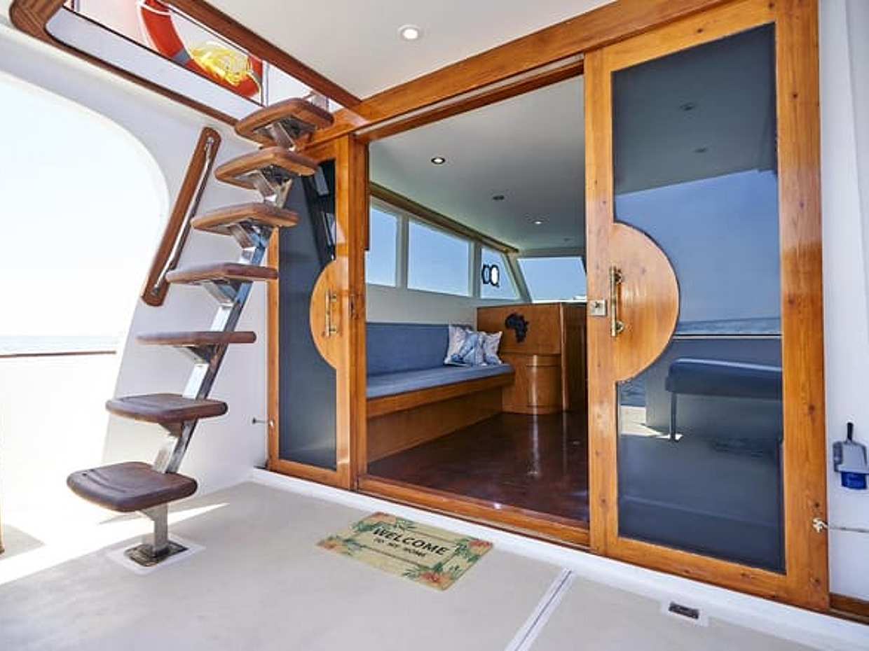 Shore Excursions: Alex Relax - Yacht Panorama & Private Sandy beach with Lunch, photo 4