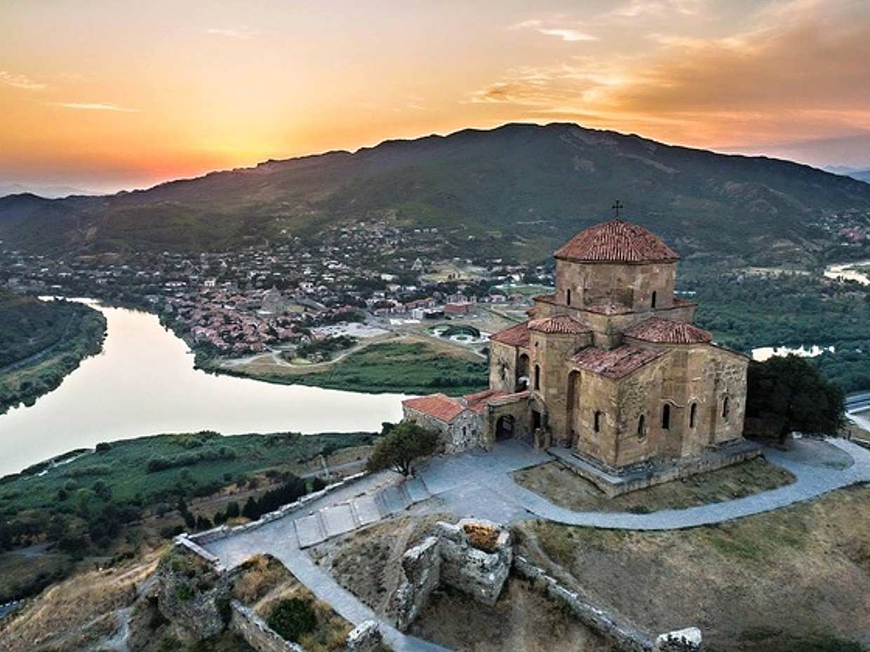 Mtskheta, Jvari, Gori, Uplistsikhe, History and Panorama group tour in Georgia, Tbilisi, photo 2