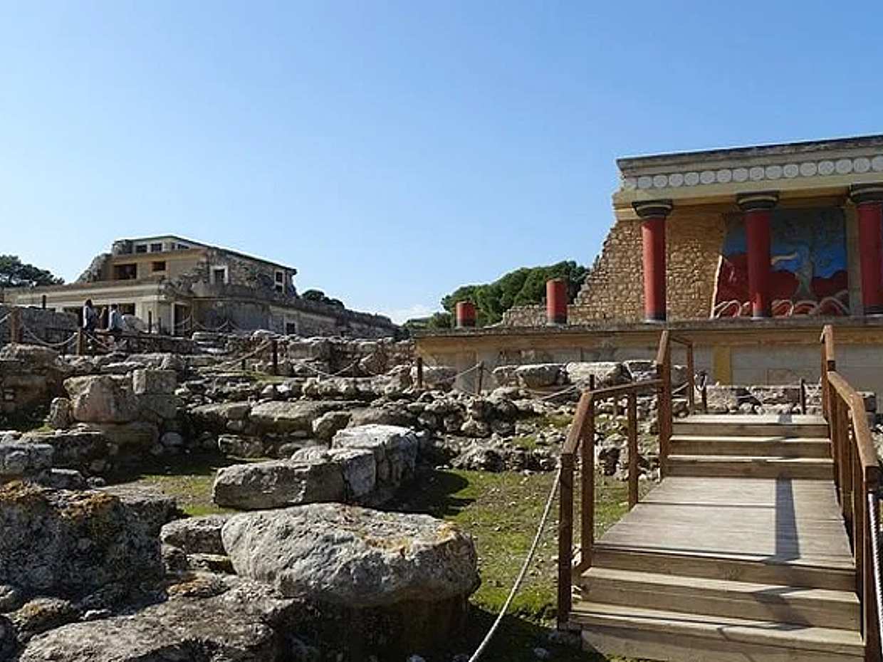 Private Tour: Skip the Line Knossos Palace, Taditional Villages and Zeus Cave in Heraklion, Greece, photo 2