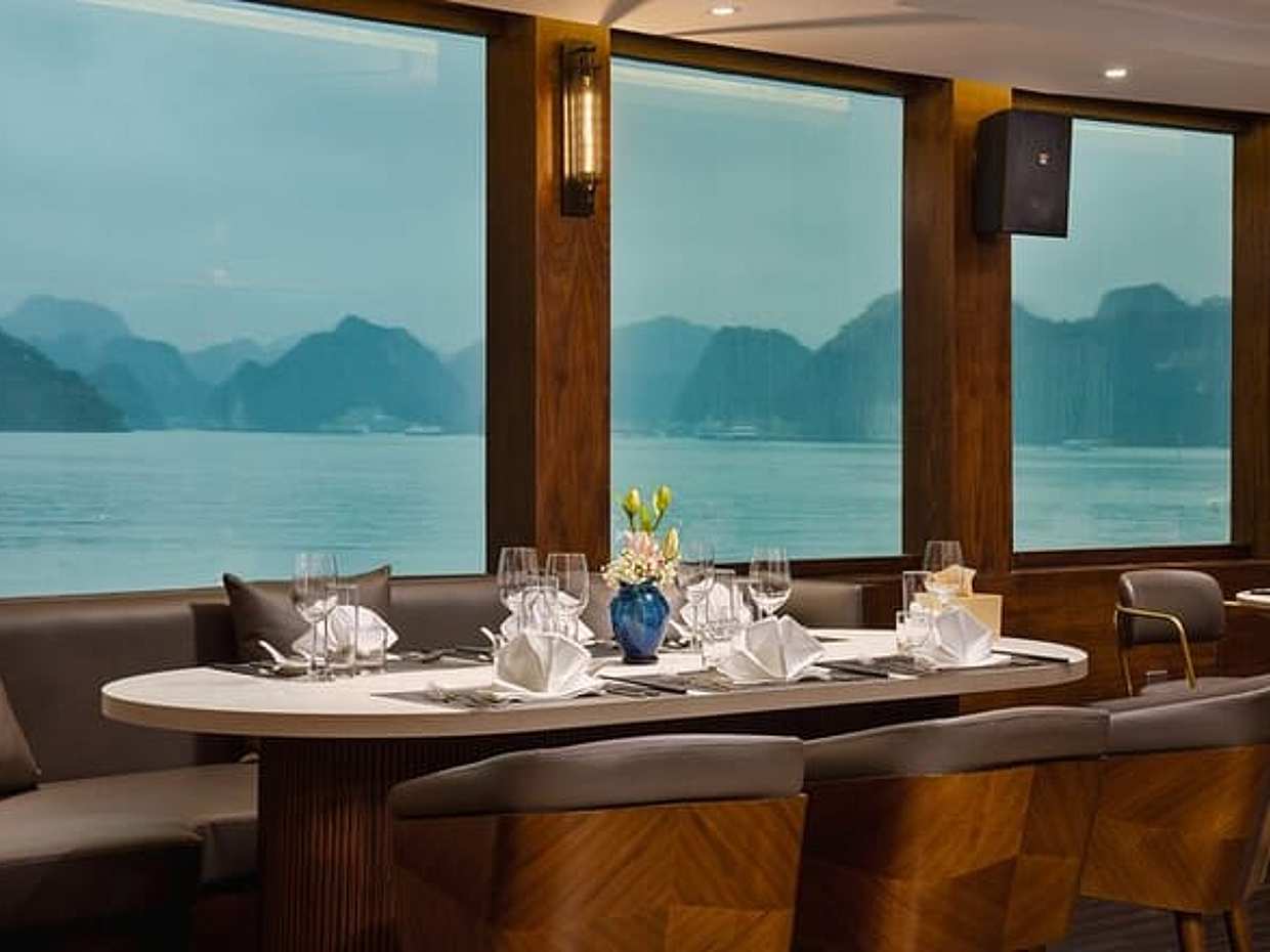 Catamaran Premium Cruise to Halong Bay & Lan Ha Bay in 1 Day Tour, Vietnam, photo 5