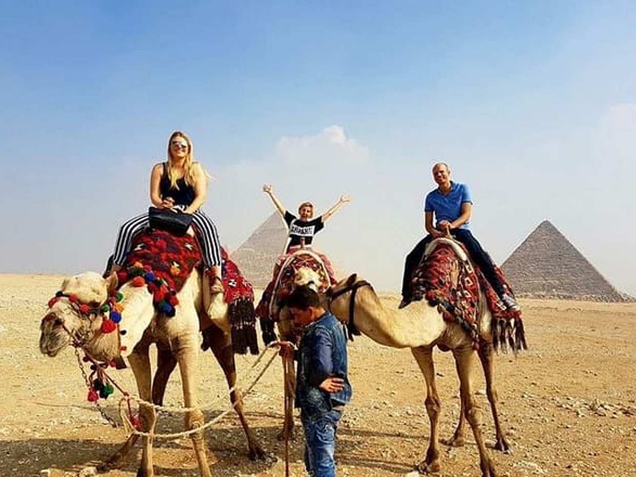 Private Camel Ride Around the Pyramids Area, photo 2
