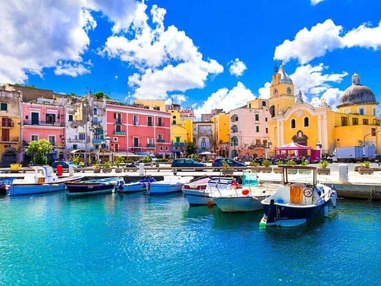 Full-Day Procida and Ischia Island Boat Tour from Naples