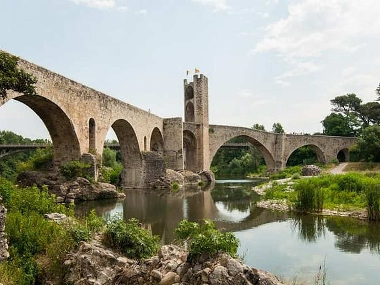 BESALÚ, RUPIT & VIC FROM SANTA SUSANA, photo 5