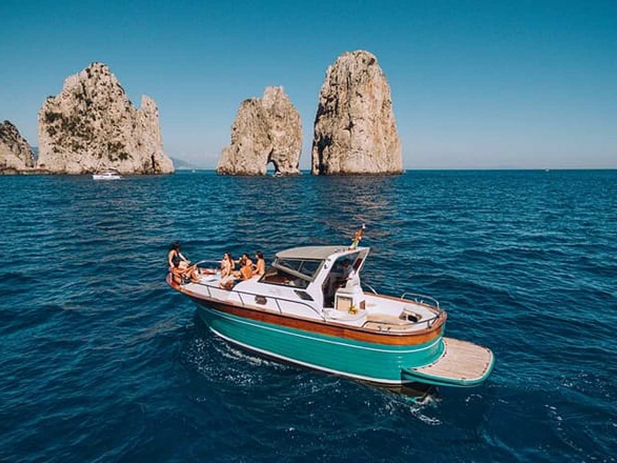 Discover Sorrento Coast and Capri