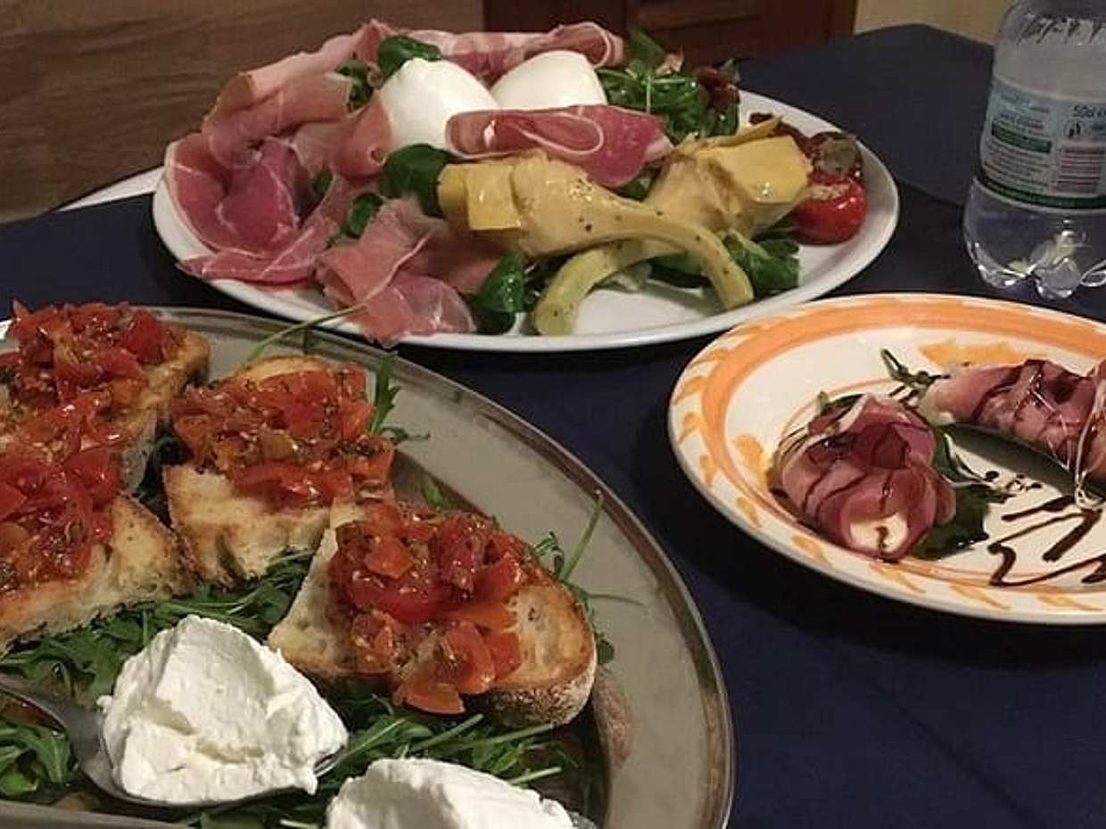 Traditional Neapolitan Dinner in Pompei - Villa Franca - Family Restourant, photo 2