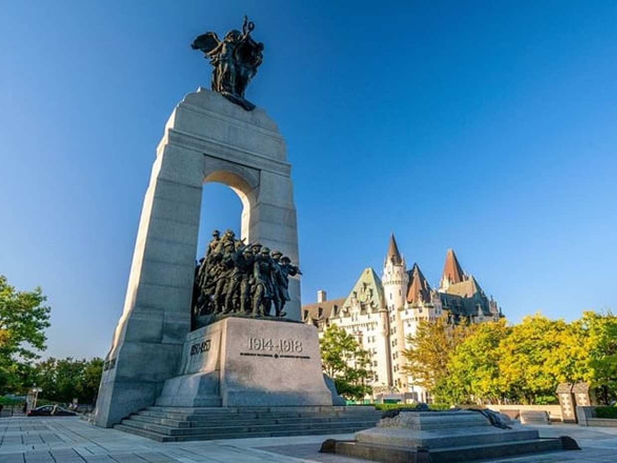 Ottawa Scavenger Hunt & Highlights Self-Guided Walking Tour, photo 4