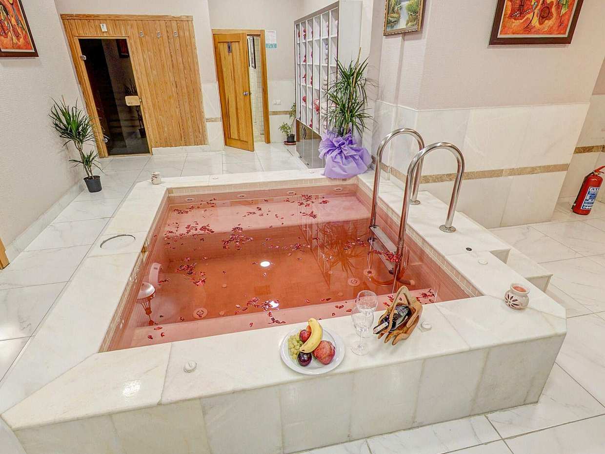 Classic Turkish Bath Experience in Göreme, Türkiye