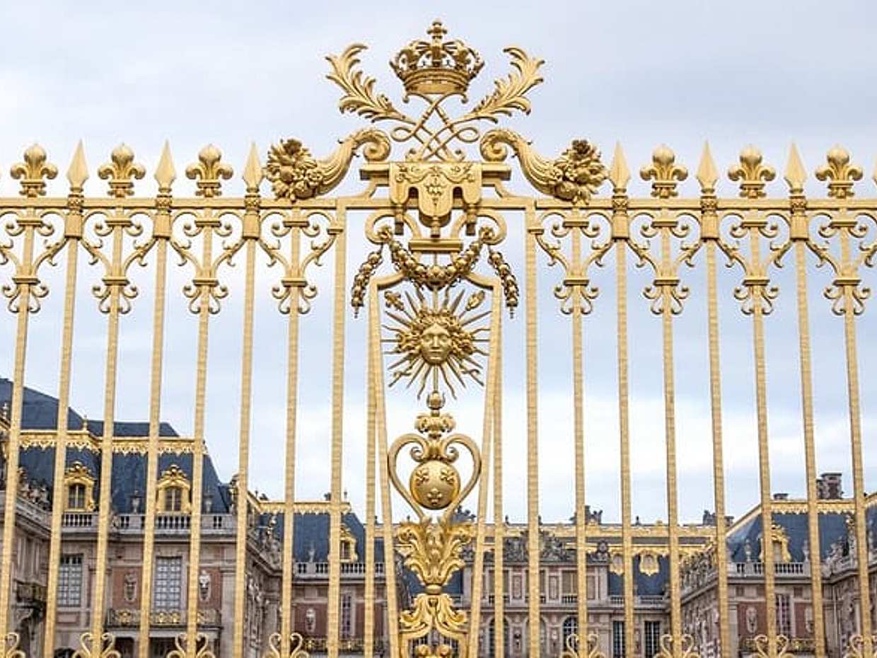 VIP Open Deck Bus Experience in Paris with Cruise and Versailles, photo 3