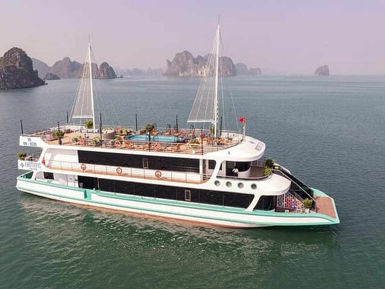 Hanoi: BEST Halong Bay 5-Star Day Cruise, Buffet Lunch, Limousine, photo 3