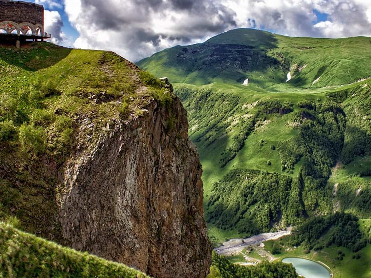 Kazbegi-Ananuri-Gudauri Legendäre Landschaften, Geschichte (Gruppentour) in Georgien, Georgien Legendäre Landschaften
, photo 3