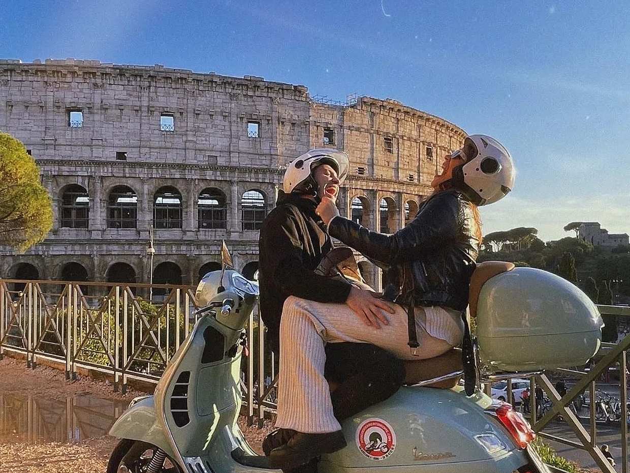 3 horas de auto conducción en Vespa en Roma, Italia, tour en Vespa por Roma

